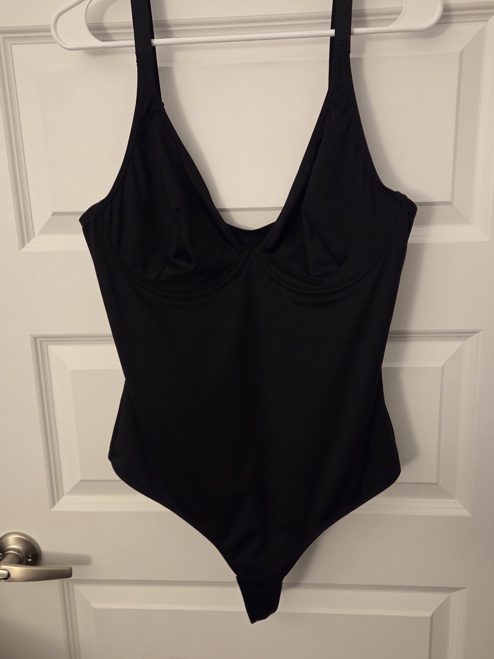 Sleek Black Underwire Bodysuit Shapewear